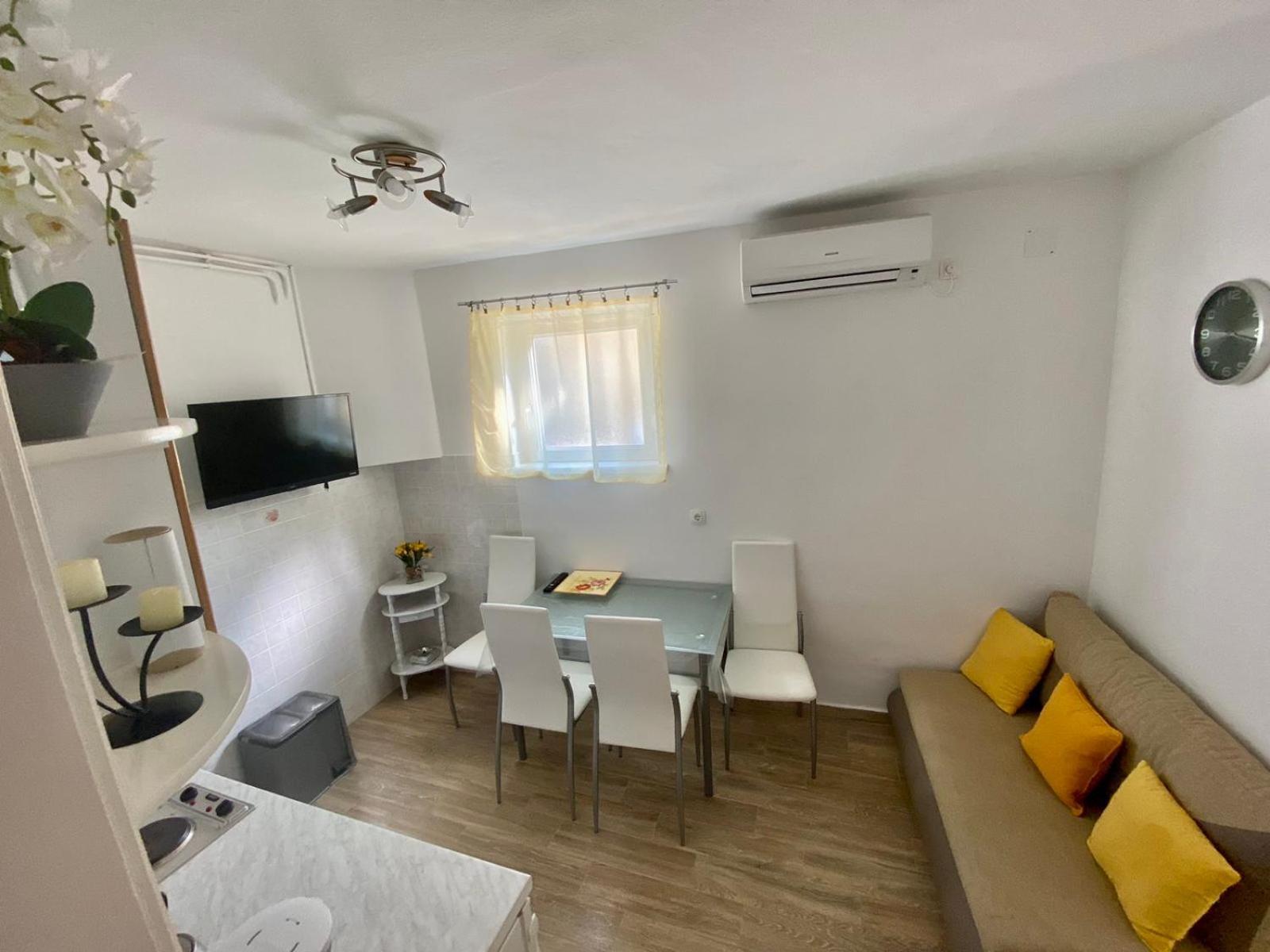 Apartmani Franciska Rab Town Luaran gambar