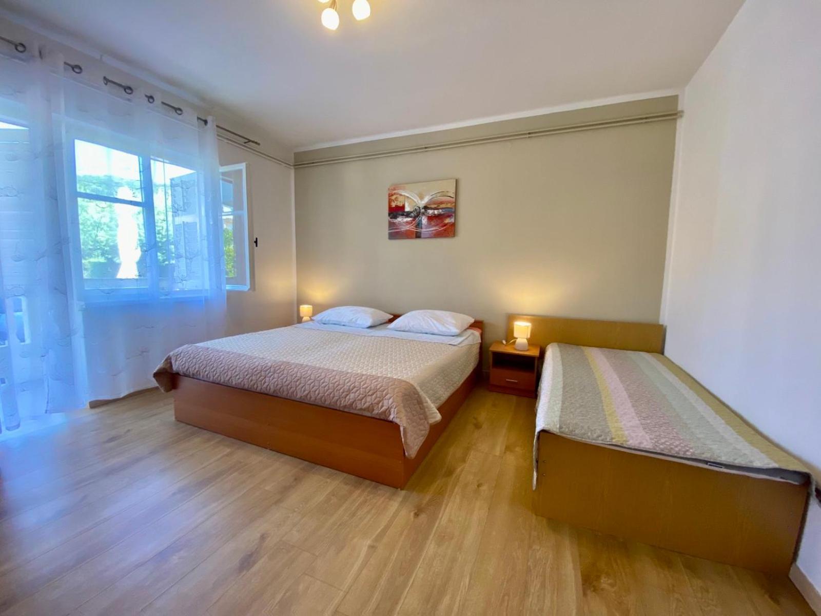 Apartmani Franciska Rab Town Luaran gambar