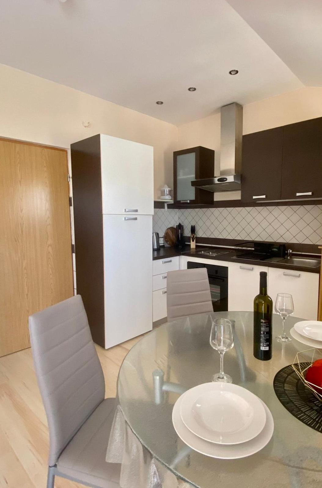 Apartmani Franciska Rab Town Luaran gambar