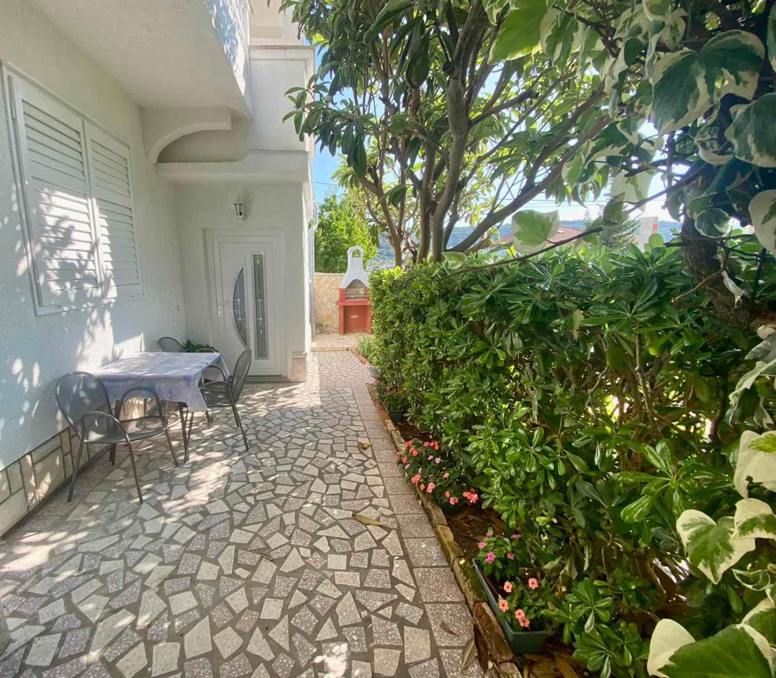 Apartmani Franciska Rab Town Luaran gambar