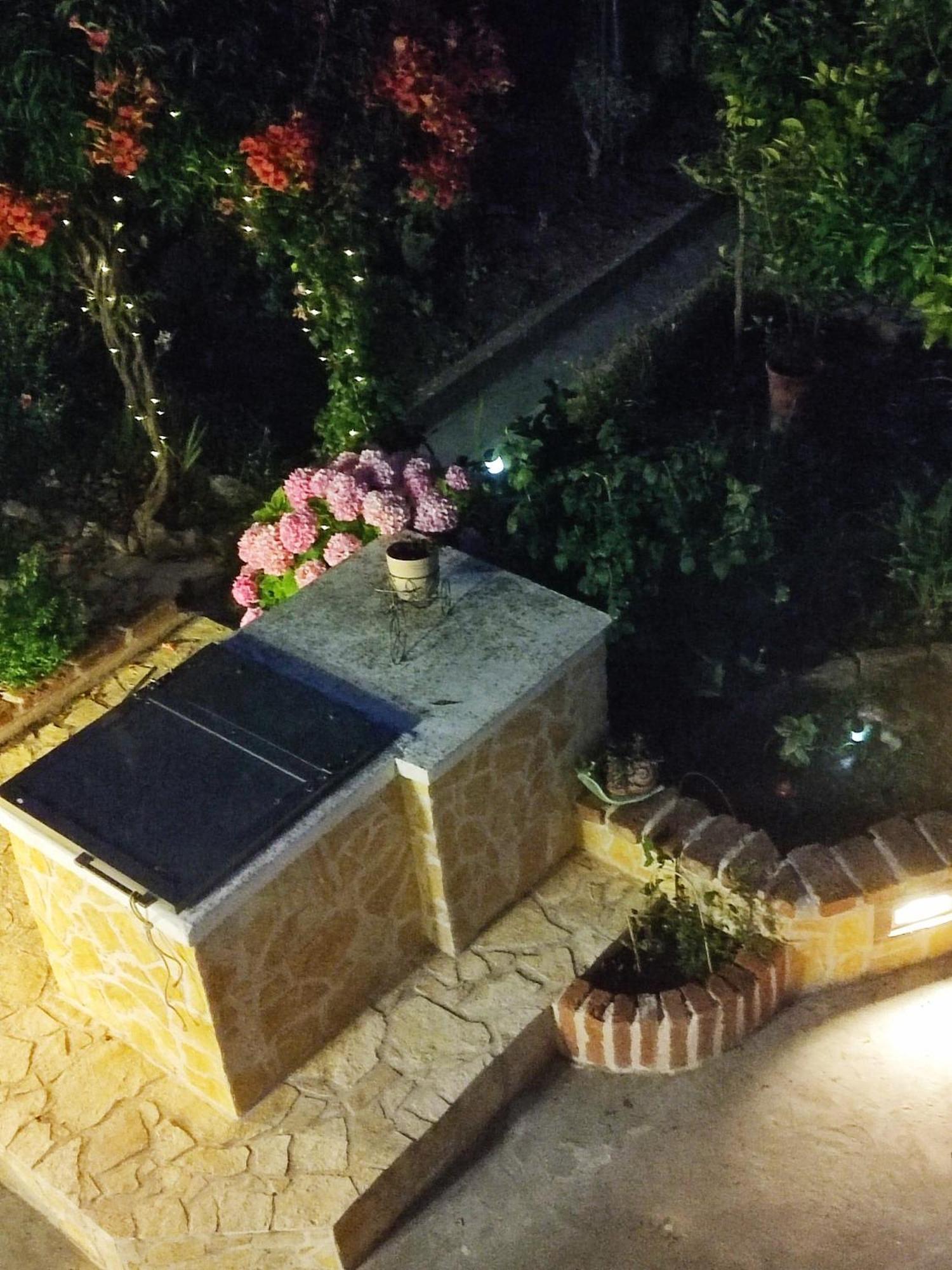 Apartmani Franciska Rab Town Luaran gambar
