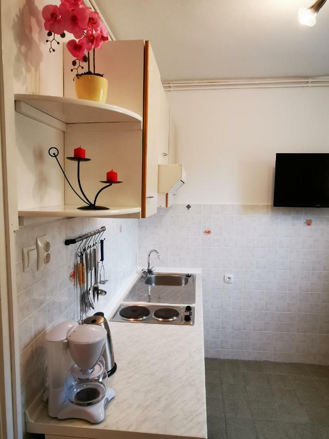 Apartmani Franciska Rab Town Luaran gambar